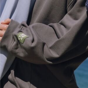 Daily Drills sweat set in vintage black!